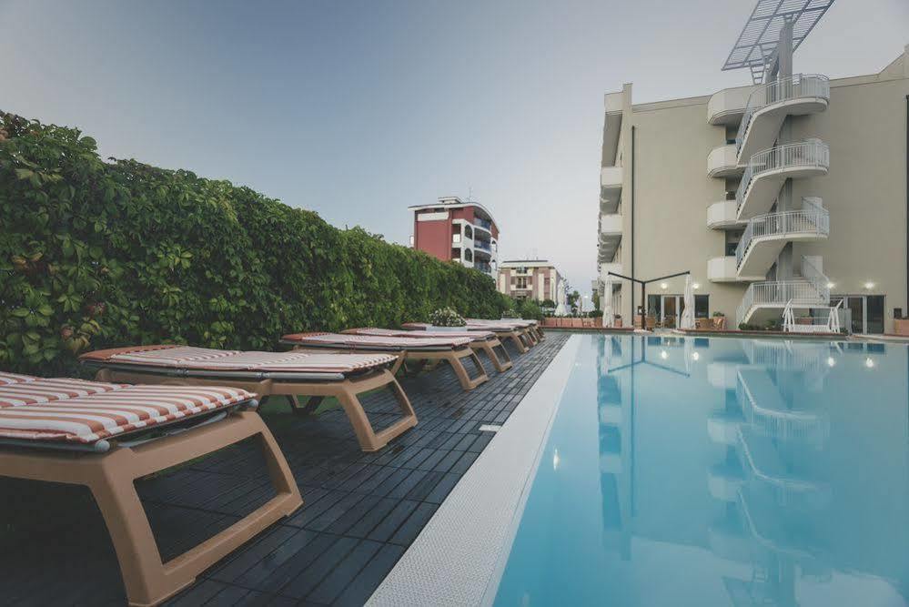 Hotel Principe Residence Vasto Exterior photo